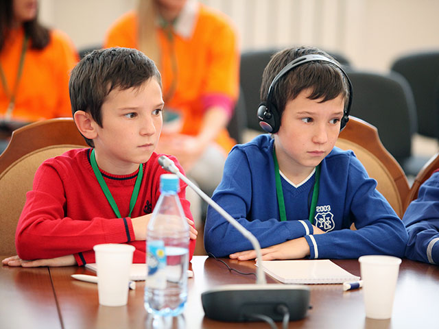 27-28 сентября 2013 года состоялся первый Фестиваль, посвященный созданию Российского Школьного Близнецового Регистра.